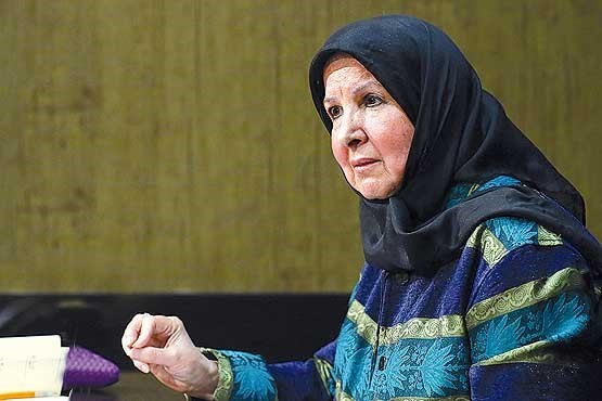 زندگینامه منیژه آرمین