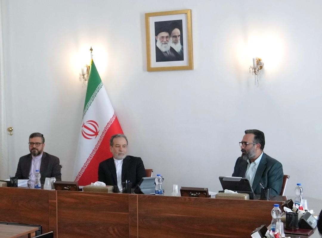 دیدار معاون سازمان بازرسی با وزیر امور خارجه
