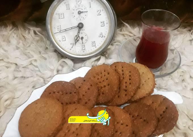 فواید و مضرات مصرف بیسکویت ساقه طلایی